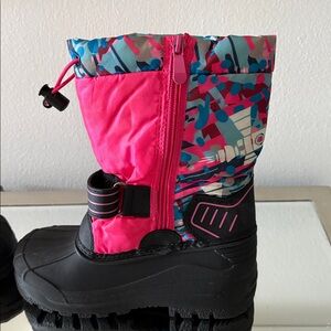 Pink and Black Winter/Snow Boots size 1